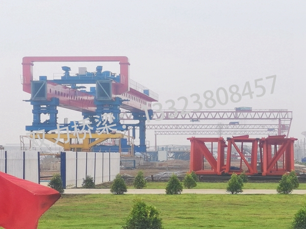 泰國32-900噸節(jié)段拼架橋機(jī)